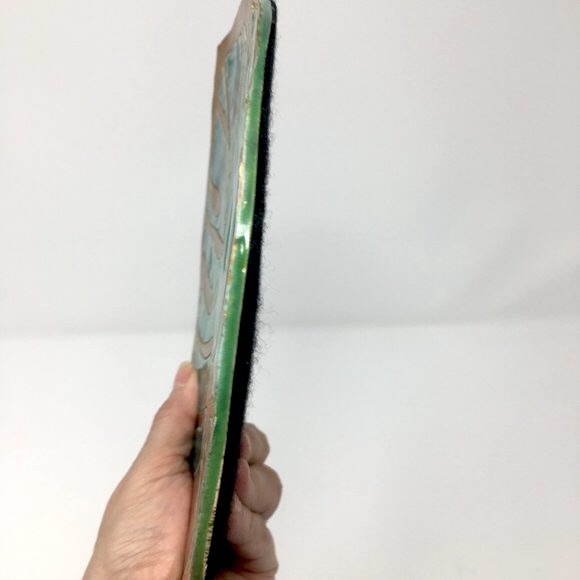 Handmade Ceramic Green and Gold Monstera Leaf Large Tray Coaster - Picture 11 of 16